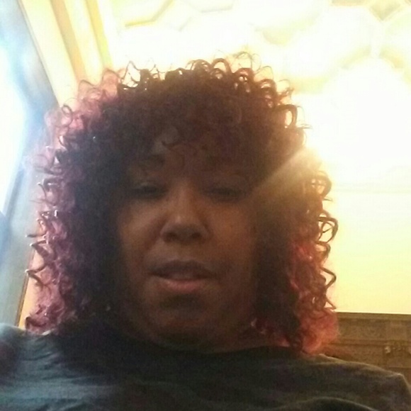 Meet your Posher, Twanna - Picture 1 of 1